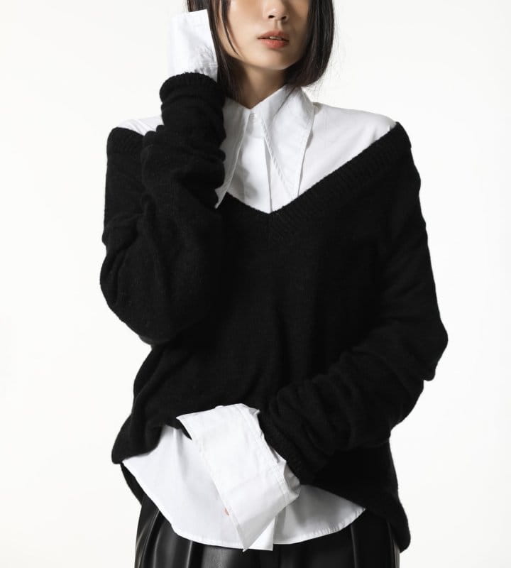 Paper Moon - Korean Women Fashion - #romanticstyle - alpaca wool deep V ~ neck knit top - 4