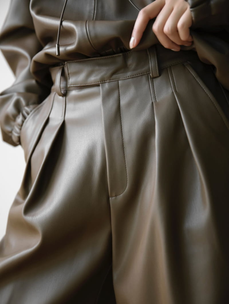Paper Moon - Korean Women Fashion - #thatsdarling - leather bermuda shorts - 9