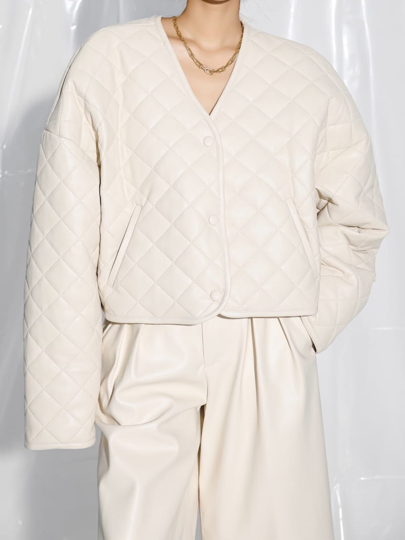 Paper Moon - Korean Women Fashion - #womensfashion - vegan leather button detail quilted cropped jacket  - 2