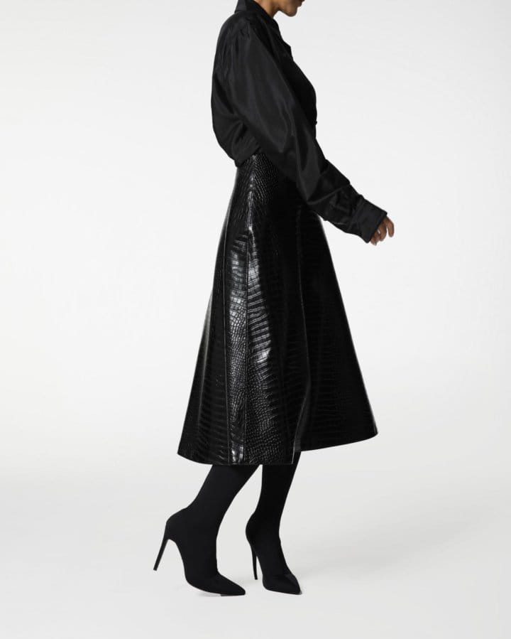 Paper Moon - Korean Women Fashion - #womensfashion - croco leather midi flared skirt - 3