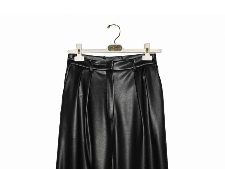 Paper Moon - Korean Women Fashion - #womensfashion - leather low waisted double pleats wide trousers - 7
