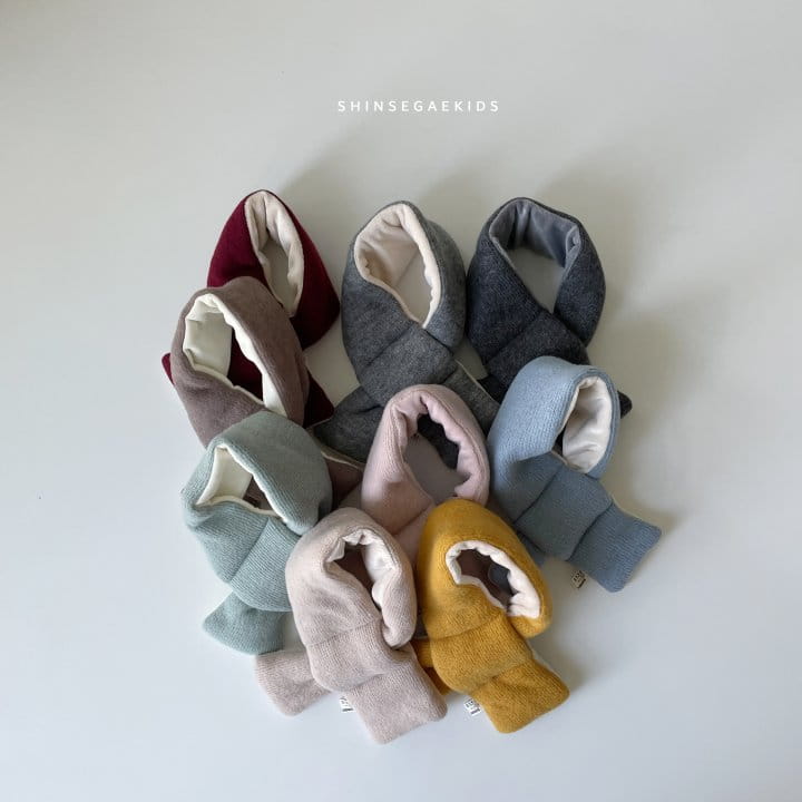 Shinseage Kids - Korean Children Fashion - #kidsstore - Reversible Knit Neck Gori Warmer