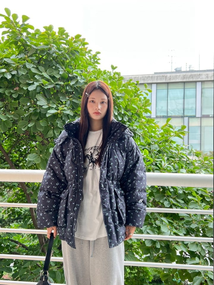 Bricklane - Korean Women Fashion - #momslook - Flower Boxy Jacket - 8
