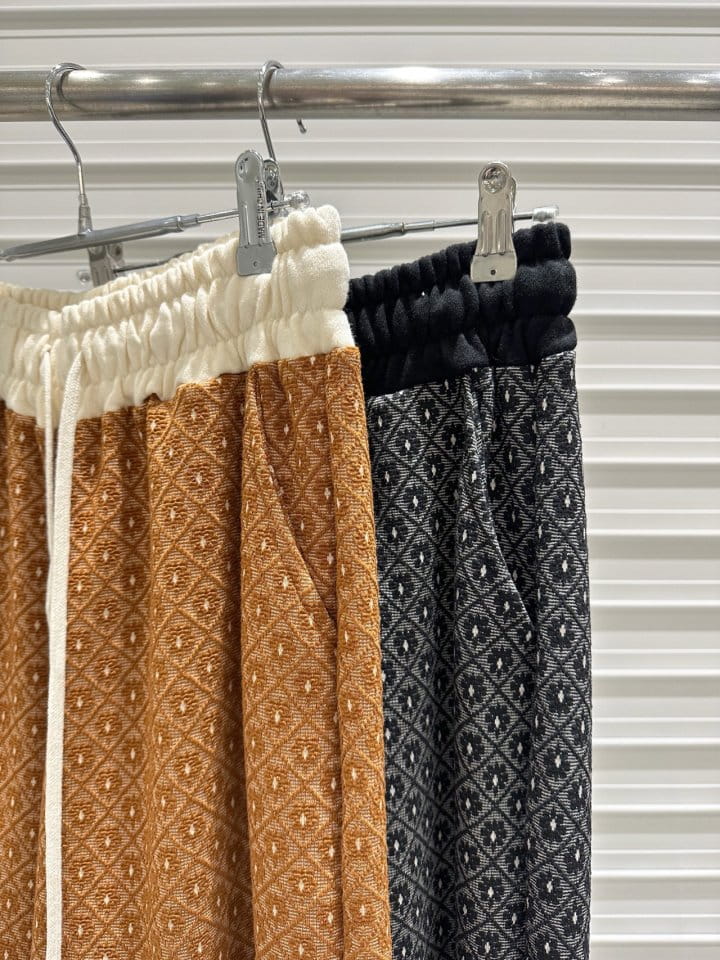 Bricklane - Korean Women Fashion - #momslook - Rozan Color Pants