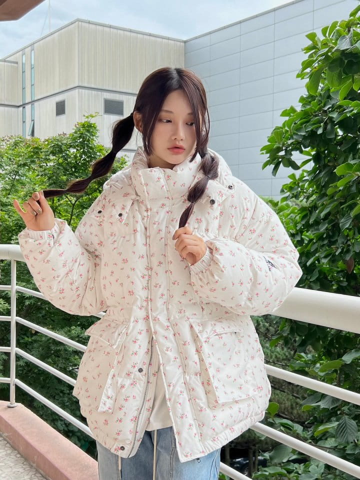 Bricklane - Korean Women Fashion - #womensfashion - Flower Boxy Jacket - 11