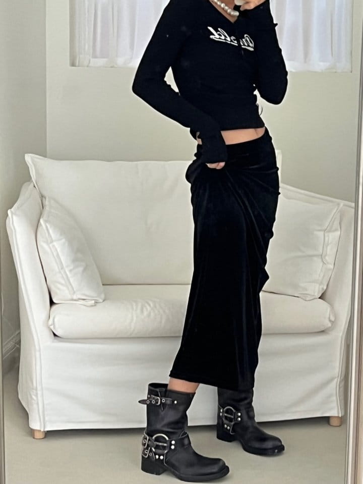 Bricklane - Korean Women Fashion - #womensfashion - Velvet Skirt - 2