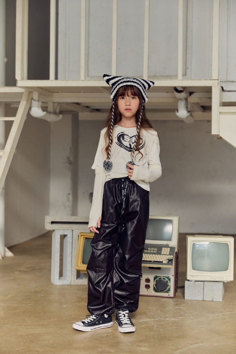 Lilas - Korean Children Fashion - #magicofchildhood - Edge Bell Hat - 2