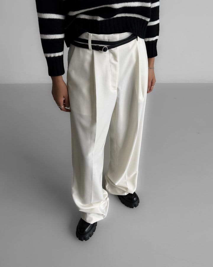 Paper Moon - Korean Women Fashion - #momslook - high waist one pleated wide trousers - 6