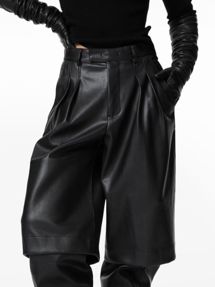Paper Moon - Korean Women Fashion - #momslook - leather bermuda shorts