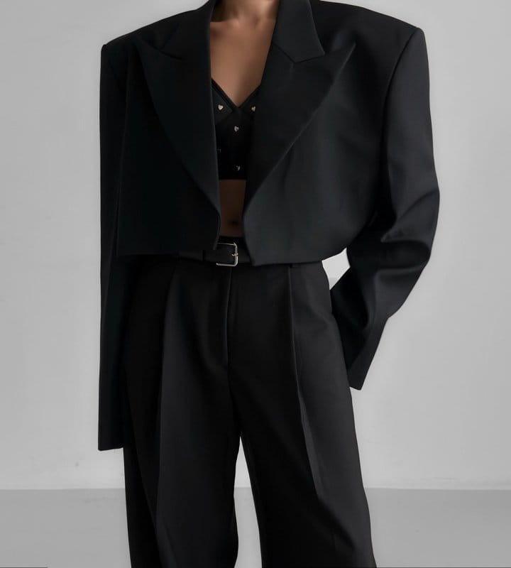 Paper Moon - Korean Women Fashion - #restrostyle - wool peaked lapel buttonless cropped blazer - 3