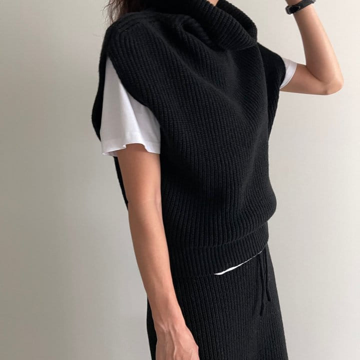 Ripple - Korean Women Fashion - #momslook - Celin Turtleneck Knit Tee - 7