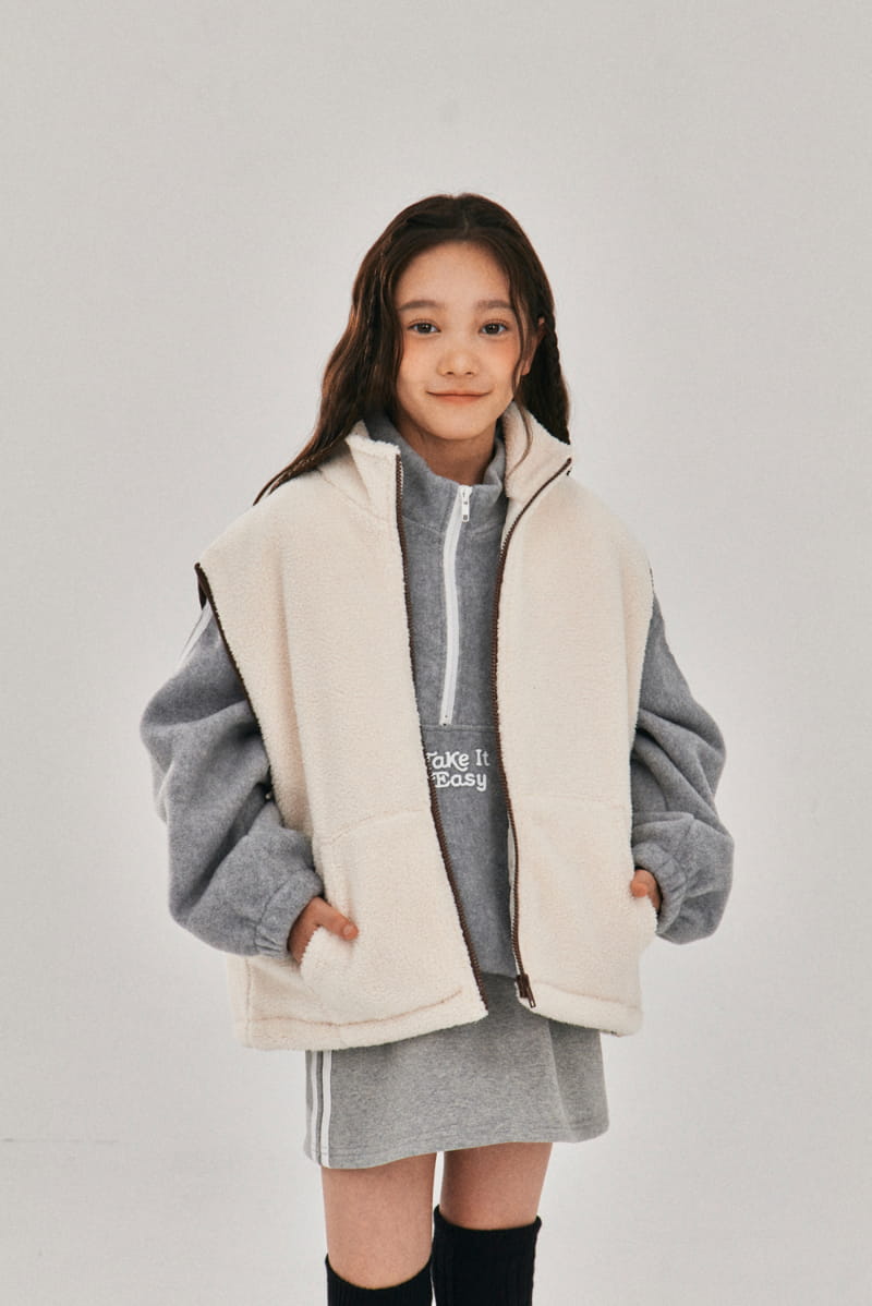 A-Market - Korean Children Fashion - #kidzfashiontrend - Rememver Vest - 11