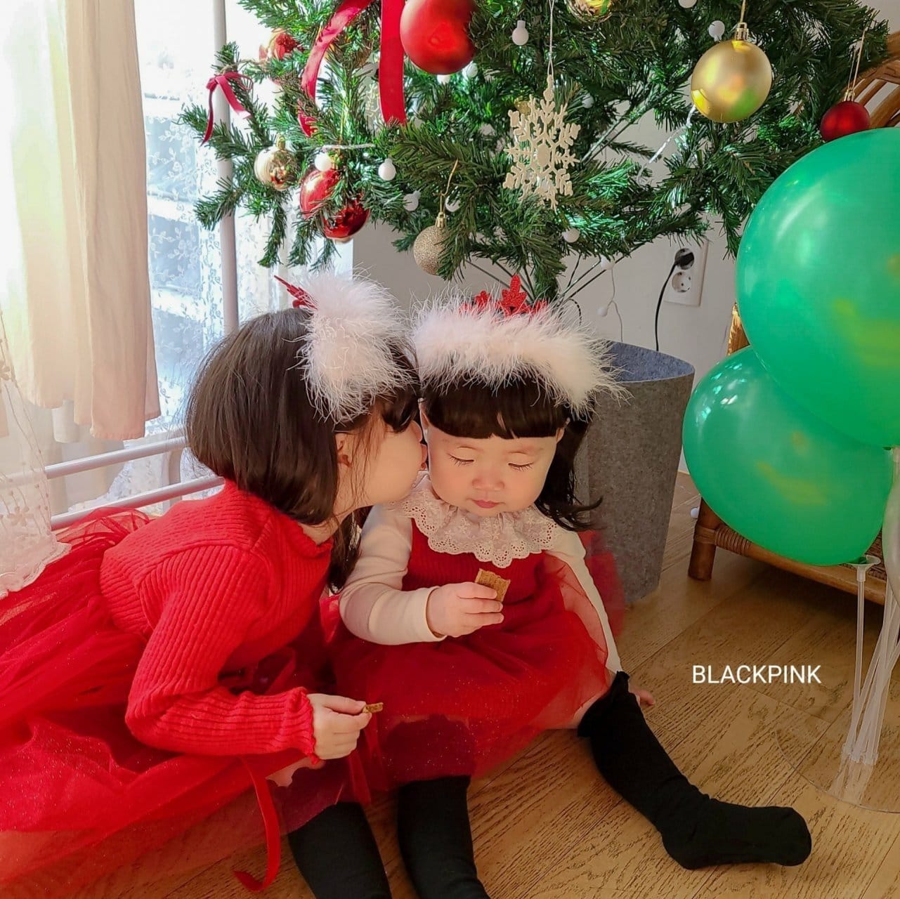 Black Pink - Korean Children Fashion - #littlefashionista - Christmas Sa Suit - 10