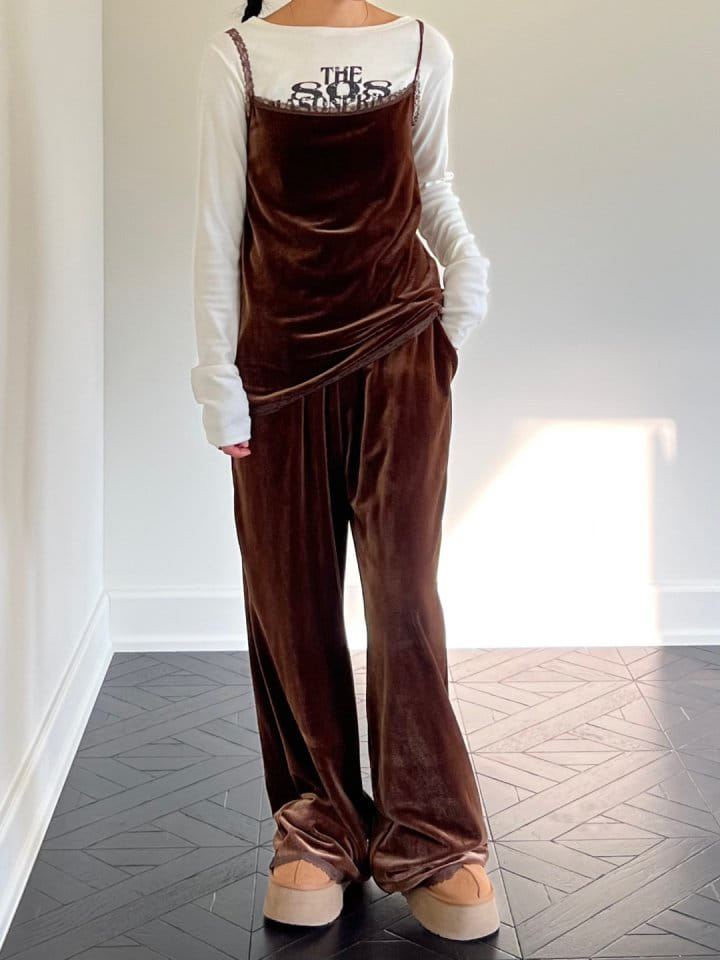 Bricklane - Korean Women Fashion - #restrostyle - Lace Velvet Pants - 4