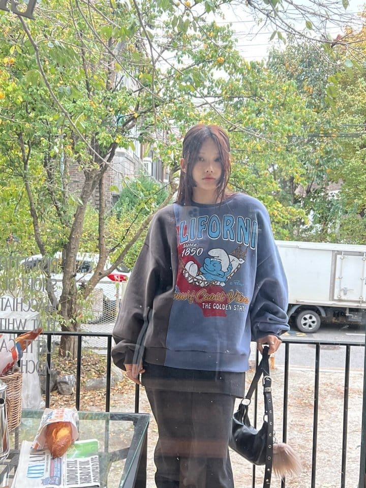 Bricklane - Korean Women Fashion - #thatsdarling - Smurf Slit Sweatshirt - 4