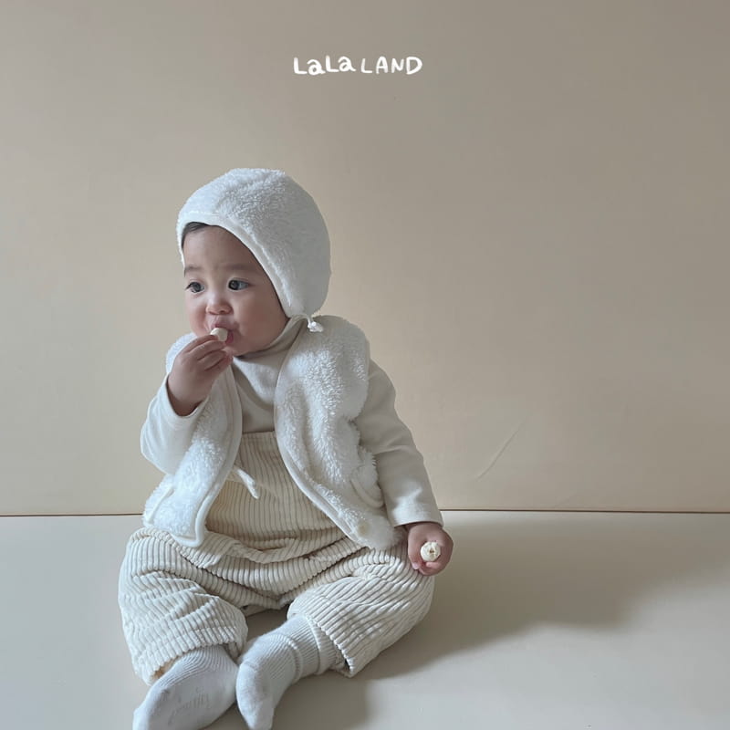 Lalaland - Korean Baby Fashion - #babyboutique - Bebe Fluffy Vest - 10