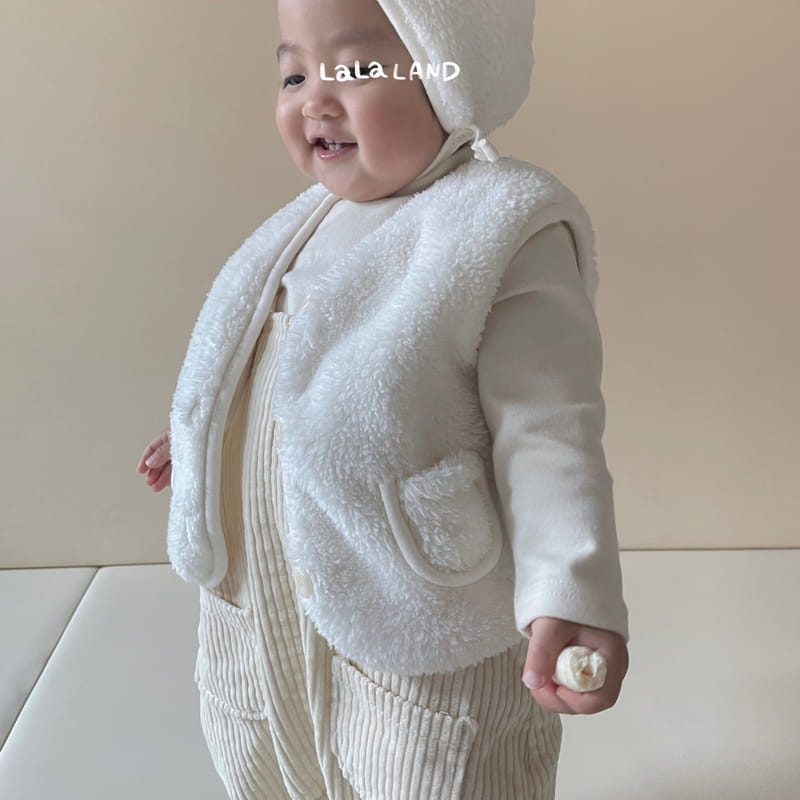 Lalaland - Korean Baby Fashion - #babyclothing - Bebe Fluffy Vest - 12