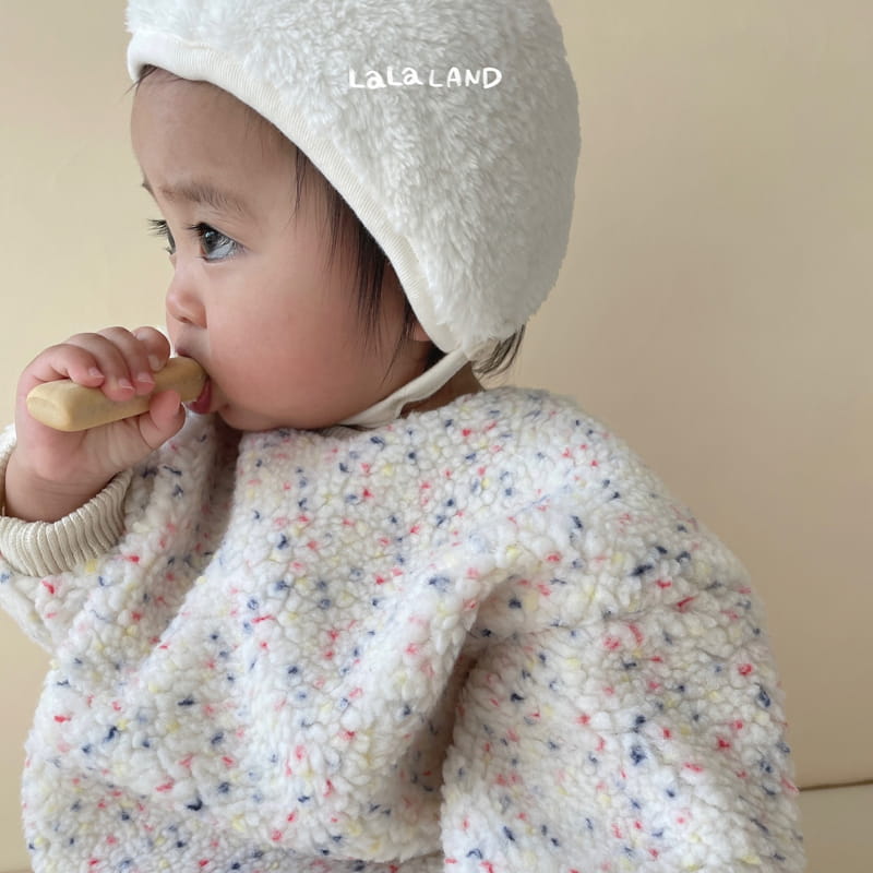 Lalaland - Korean Baby Fashion - #babyoninstagram - Bebe Fluffy Button Bonnet - 4