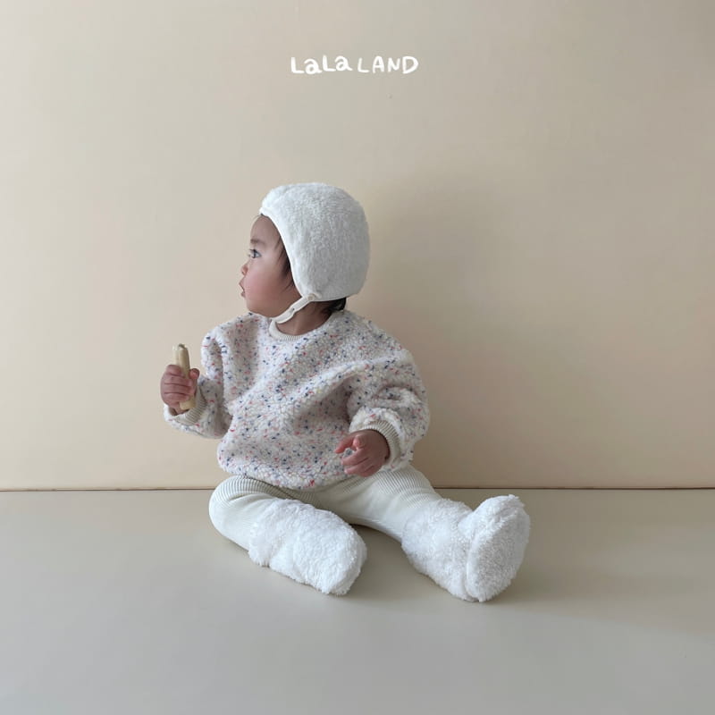 Lalaland - Korean Baby Fashion - #babyoutfit - Bebe Fluffy Button Bonnet - 5