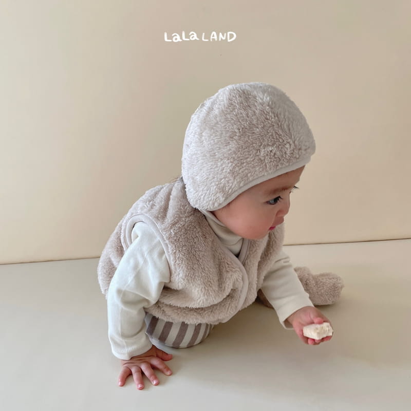 Lalaland - Korean Baby Fashion - #babyoutfit - Bebe Fluffy Vest - 5