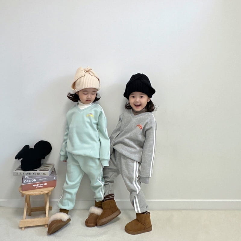 Little Rabbit - Korean Children Fashion - #fashionkids - Fleece V Neck Top Bottom Set - 3