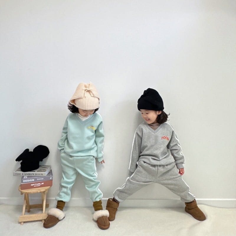 Little Rabbit - Korean Children Fashion - #fashionkids - Fleece V Neck Top Bottom Set - 4