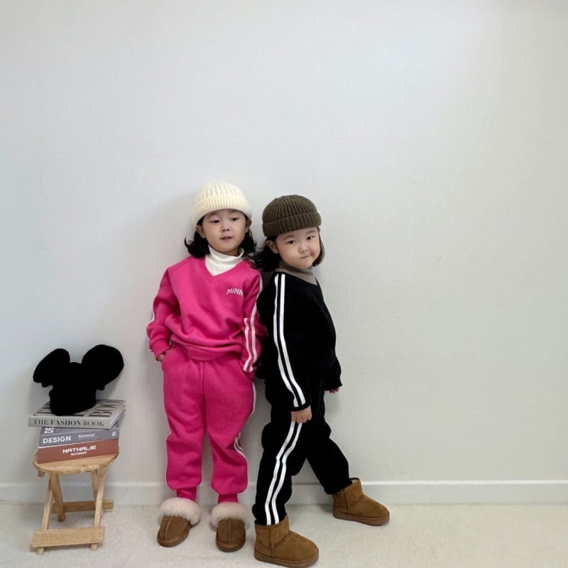 Little Rabbit - Korean Children Fashion - #magicofchildhood - Fleece V Neck Top Bottom Set - 9