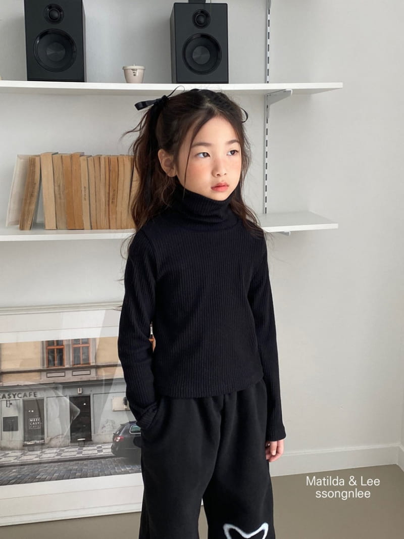 Matilda & Lee - Korean Children Fashion - #prettylittlegirls - Heart Rib Turtleneck Tee - 6