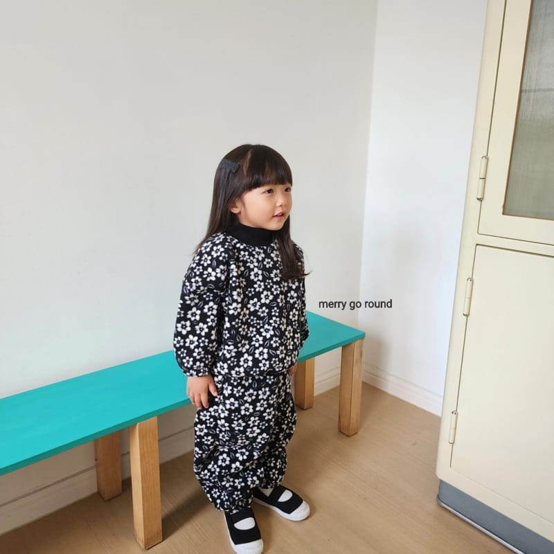 Merry Go Round - Korean Children Fashion - #kidsshorts - Fleece Flower Top Bottom Set - 8
