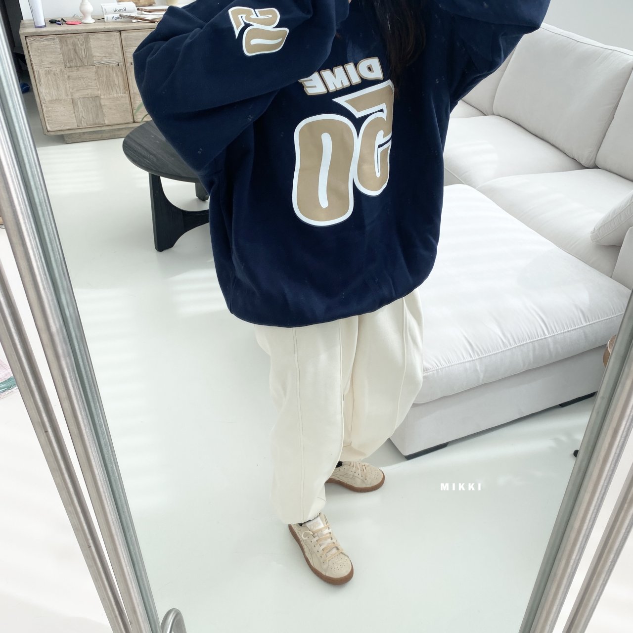 Mikki - Korean Women Fashion - #momslook - 50 Sweatshirt Mom - 10