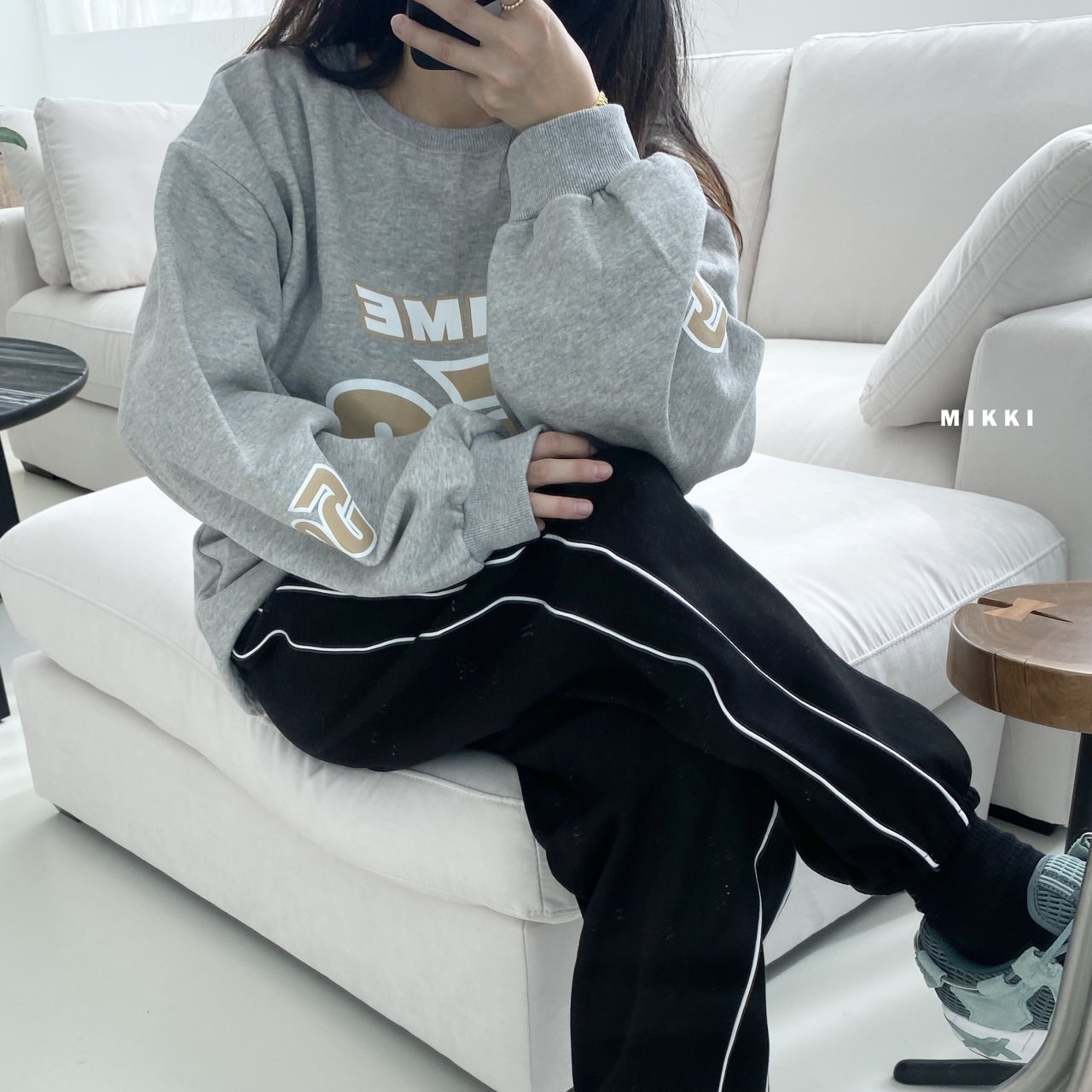 Mikki - Korean Women Fashion - #shopsmall - 50 Sweatshirt Mom - 5