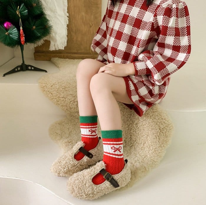 Miso - Korean Children Fashion - #kidsshorts - Christmas Red Socks Set