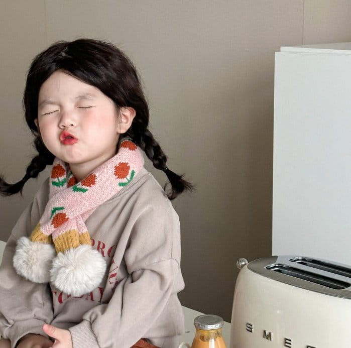 Miso - Korean Children Fashion - #kidsshorts - Flower Muffler - 4