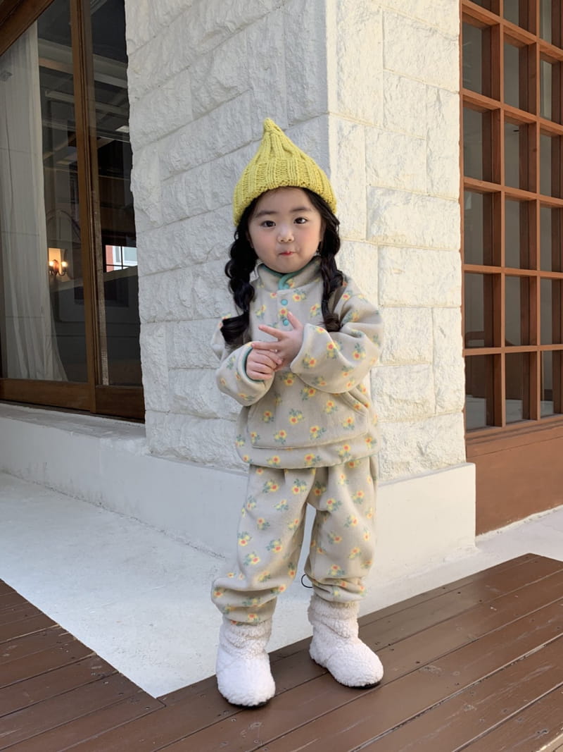 Momo Ann - Korean Children Fashion - #childrensboutique - Fleece Top Bottom Set - 8