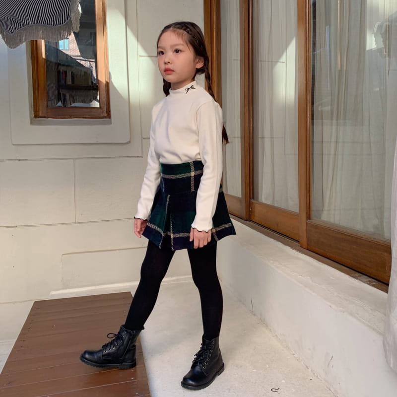 Momo Ann - Korean Children Fashion - #kidsshorts - Bbani Check Skirt