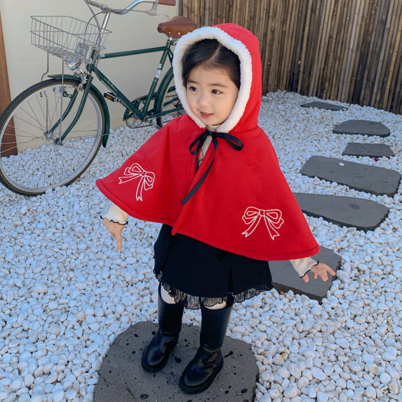 Momo Ann - Korean Children Fashion - #kidzfashiontrend - Santa Cape - 5