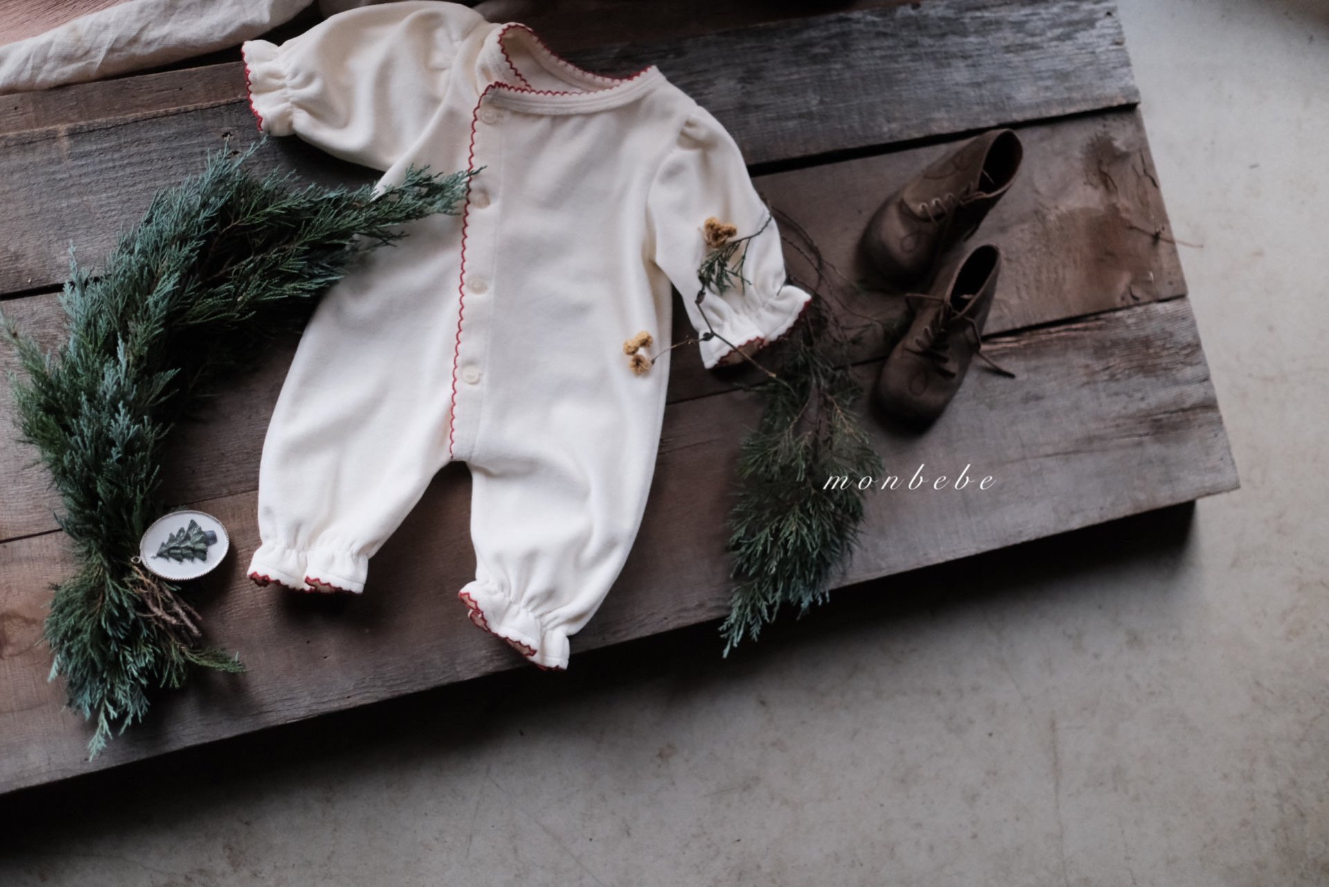 Monbebe - Korean Baby Fashion - #onlinebabyboutique - Veloure Grace Bodysuit - 11