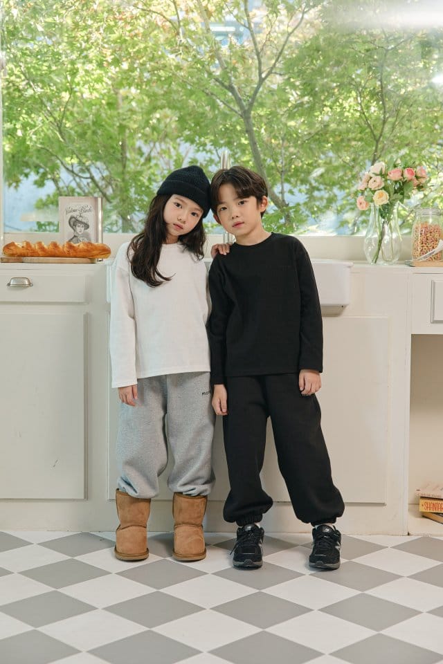 More - Korean Children Fashion - #magicofchildhood - More Basic Inner Tee - 3
