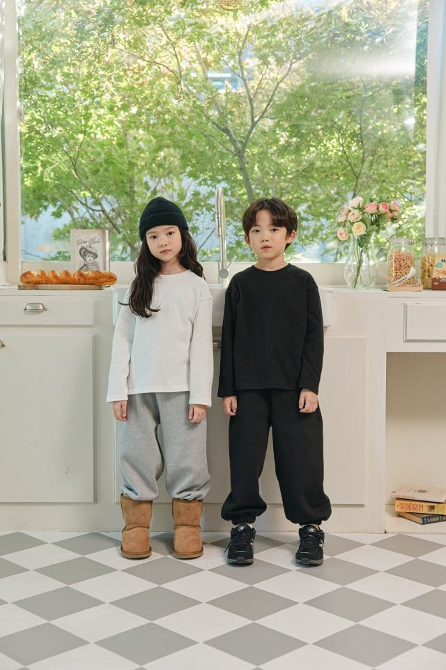 More - Korean Children Fashion - #prettylittlegirls - More Jogger Pants - 11