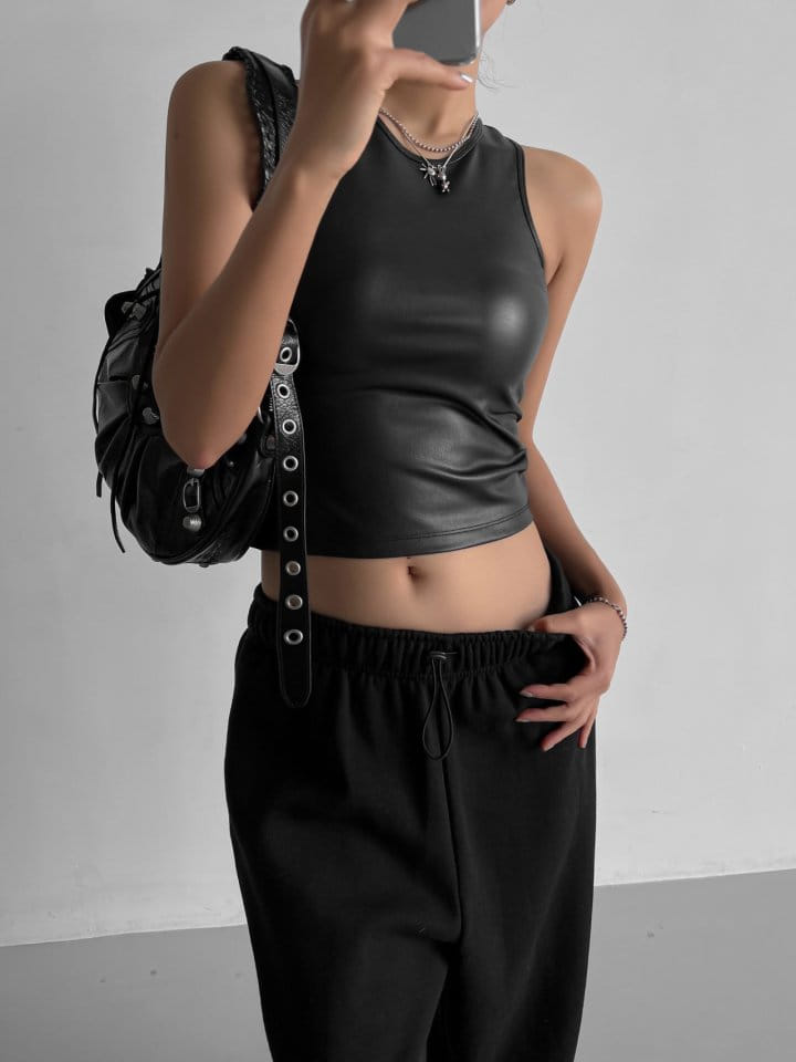 Paper Moon - Korean Women Fashion - #momslook - vegan leather cropped tank sleeveless top - 2
