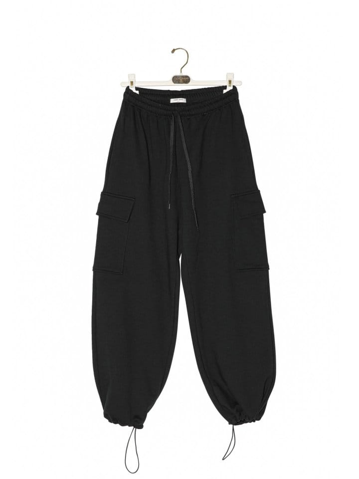 Paper Moon - Korean Women Fashion - #momslook - cargo pocket wide sweatpants - 5