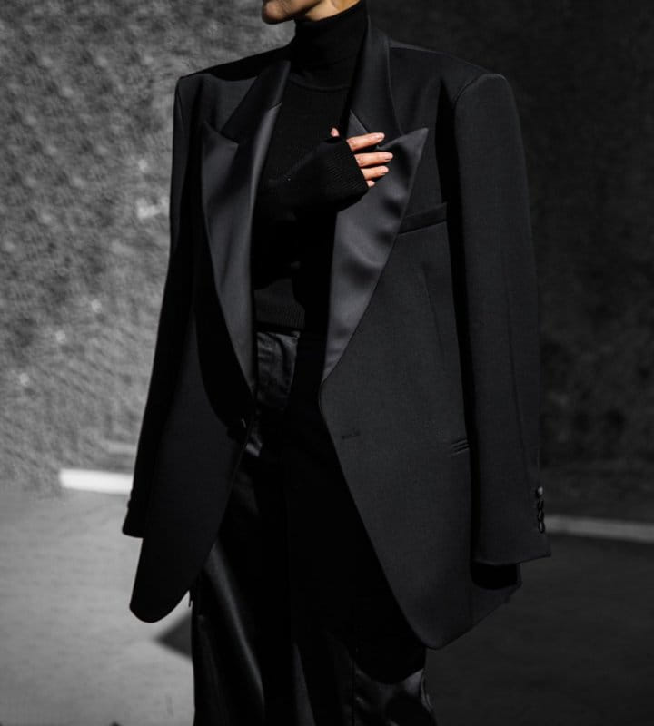 Paper Moon - Korean Women Fashion - #momslook - satin peaked lapel oversized tuxedo blazer - 3