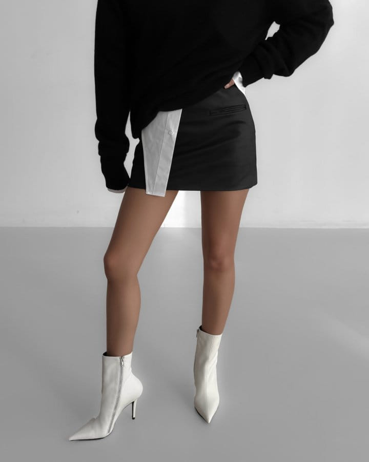 Paper Moon - Korean Women Fashion - #momslook - pocket detail suede mini skirt