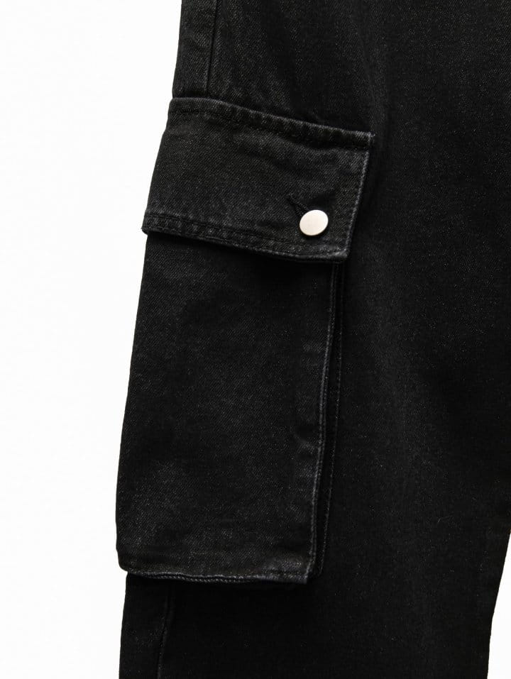 Paper Moon - Korean Women Fashion - #momslook - washed black denim low ~ rise pocket cargo jeans - 9