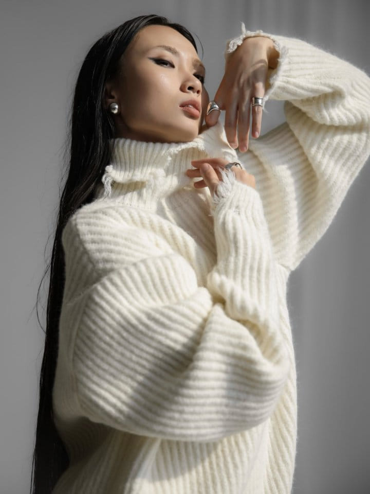 Paper Moon - Korean Women Fashion - #romanticstyle - alpaca blend wool chunky oversized distressed turltleneck knit - 4