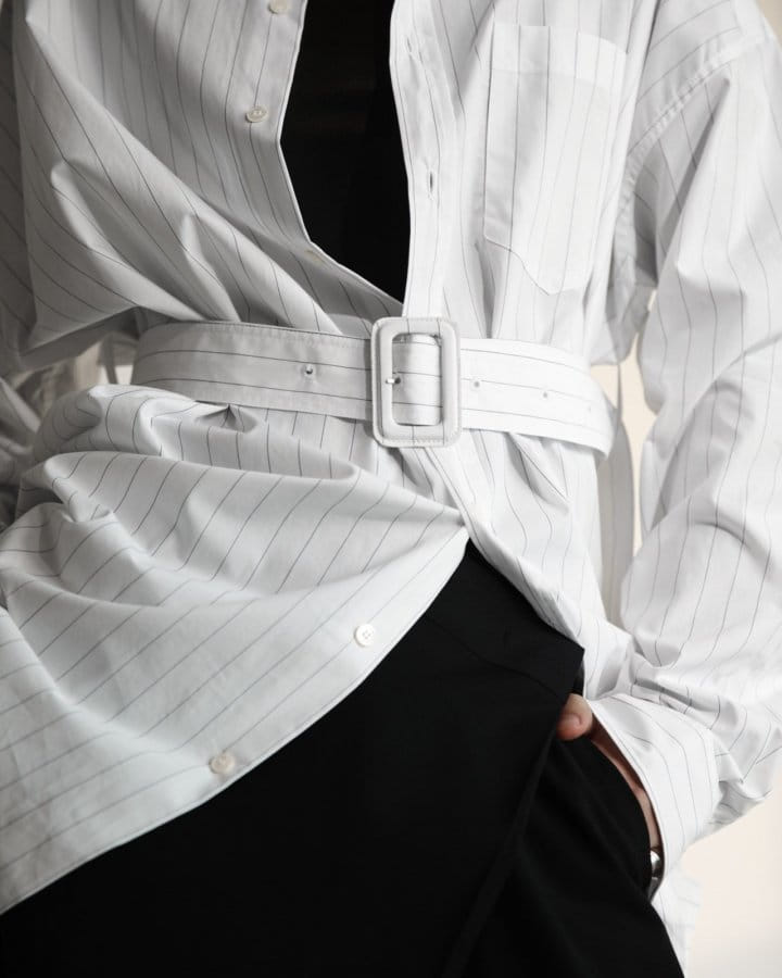 Paper Moon - Korean Women Fashion - #vintagekidsstyle - striped pattern belted button down shirt - 2