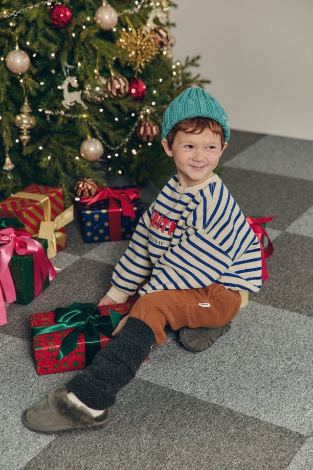 Peanut - Korean Children Fashion - #designkidswear - Holiday Sweatshirt - 8