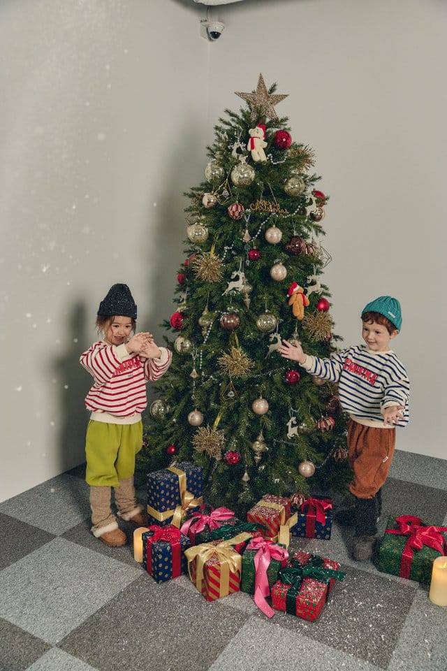 Peanut - Korean Children Fashion - #prettylittlegirls - Holiday Sweatshirt - 2