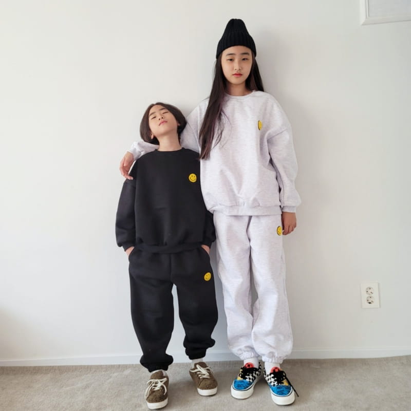 Riwoo Riwoo - Korean Junior Fashion - #designkidswear - Happy Smile Bookle Top Bottom Set - 2