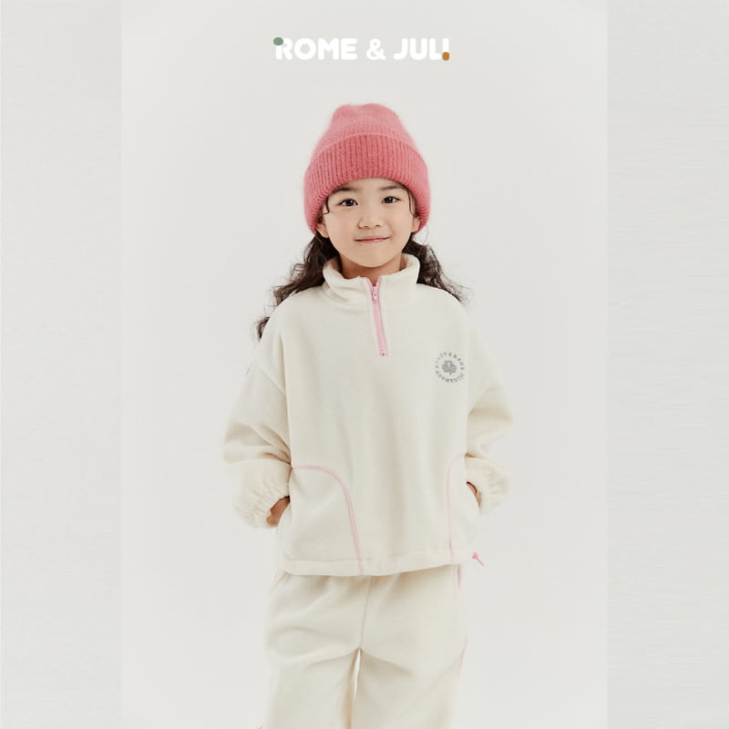 Rome Juli - Korean Children Fashion - #kidsshorts - Fluffy Top Bottom Set - 10